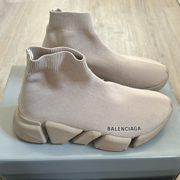 Balenciaga Women’s Speed 2.0 Recycled Knit Sneaker in Beige - Picture 5 of 10